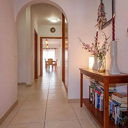 B41 - Windmill Modern With Pool 4*